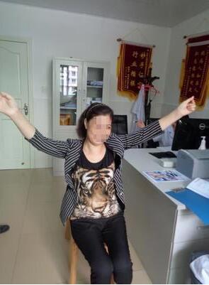 第二次季女士到遵义风湿病医院状态明显好了很多 第二次季女士到遵义风湿病医院状态明显好了很多